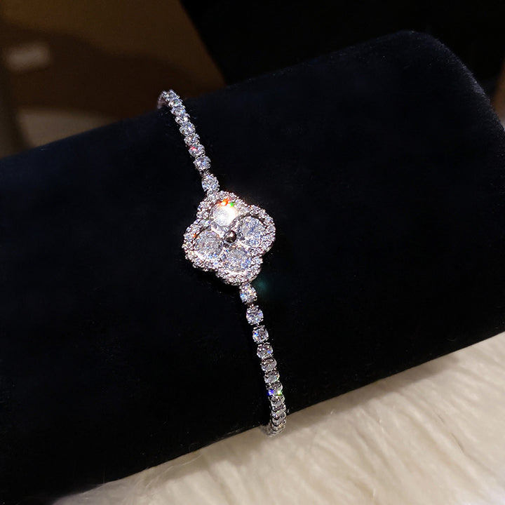Silver Zircon Clover Flower Bracelet | Melaurica
