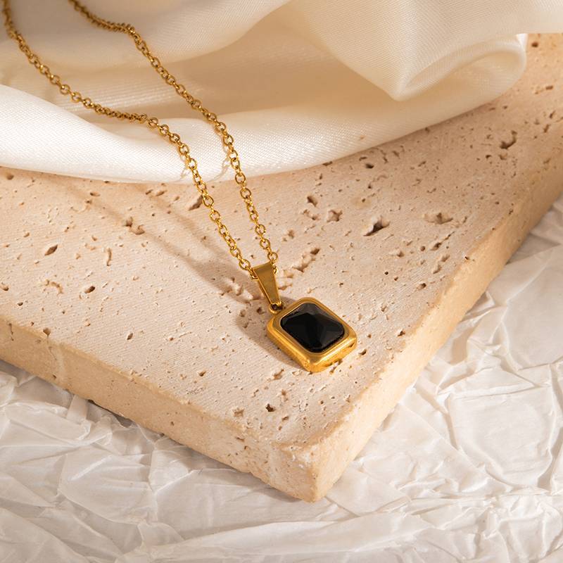 Melaurica Black Titanium Steel Clavicle Necklace