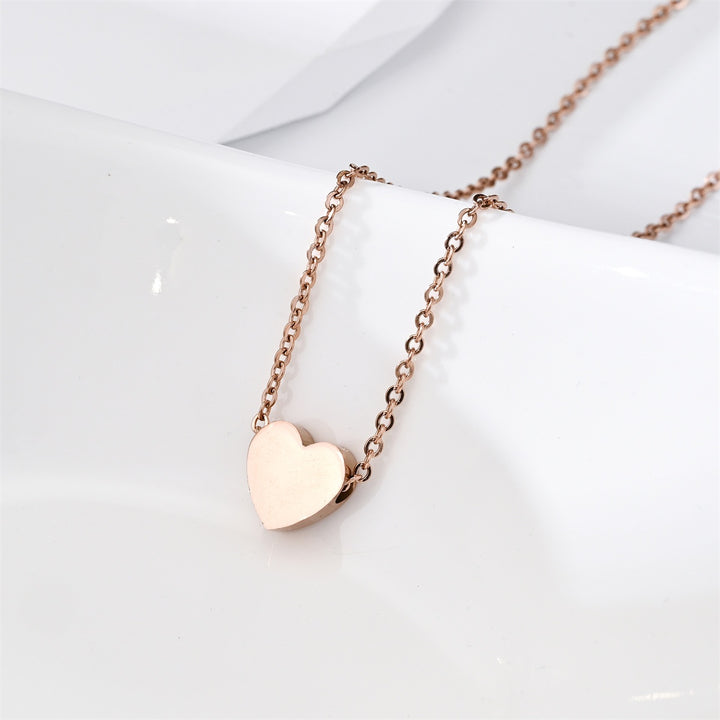 Hot-Selling Cross-Border Personalized Stainless Steel Peach Heart Mirror Pendant Fashionable Best Friend & Couple Gift Necklace