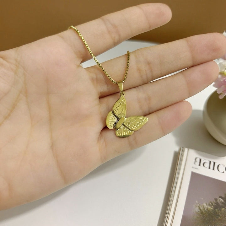 Elegant Titanium Steel Butterfly Pendant Necklace for Women Trendy Fashion Jewelry with Adjustable Chain Gift