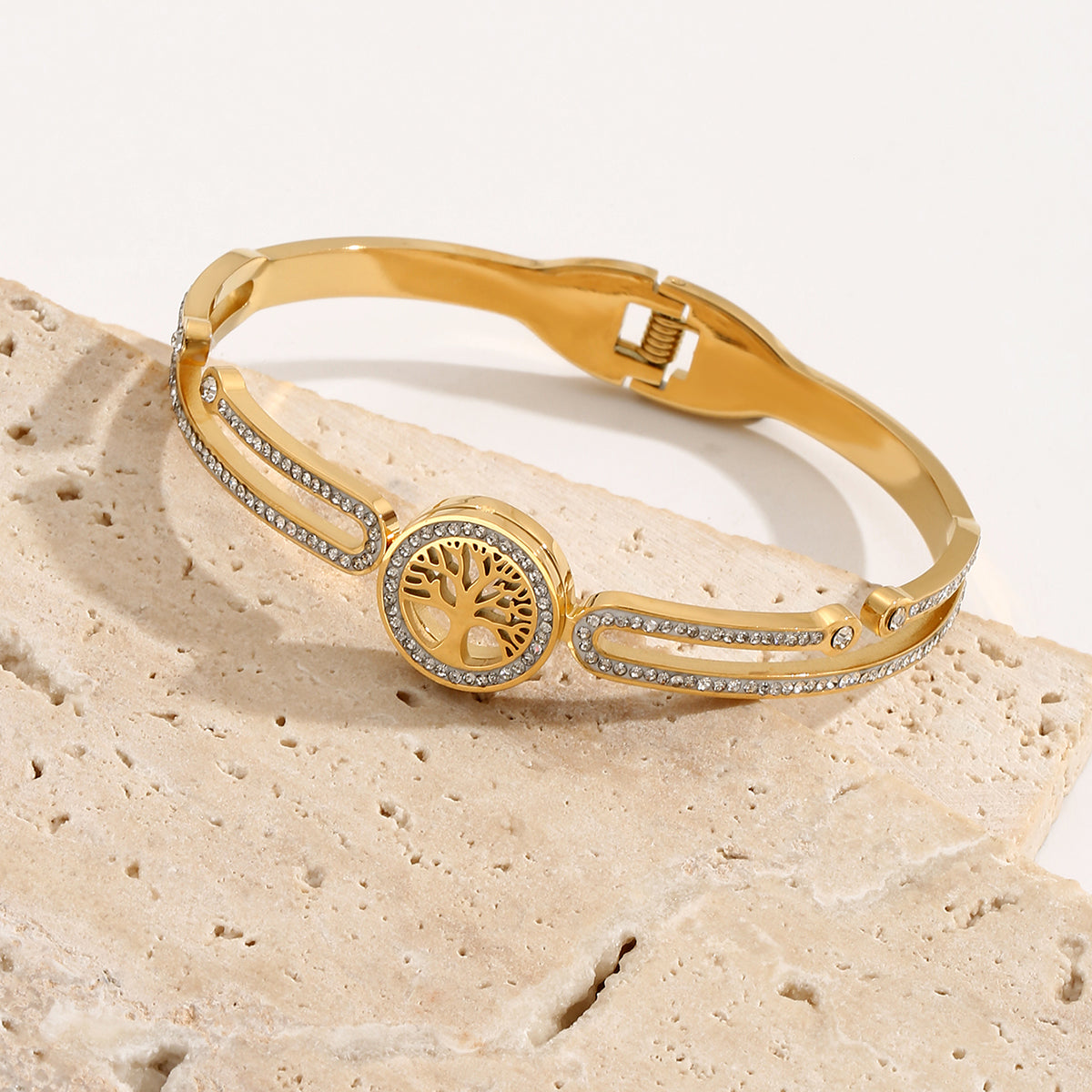 Hot Selling Not Fade 18K Gold Plated Stainless Steel Jewelry Zirconia Life Tree Cuff Bracelets Waterproof Bangles for Gift