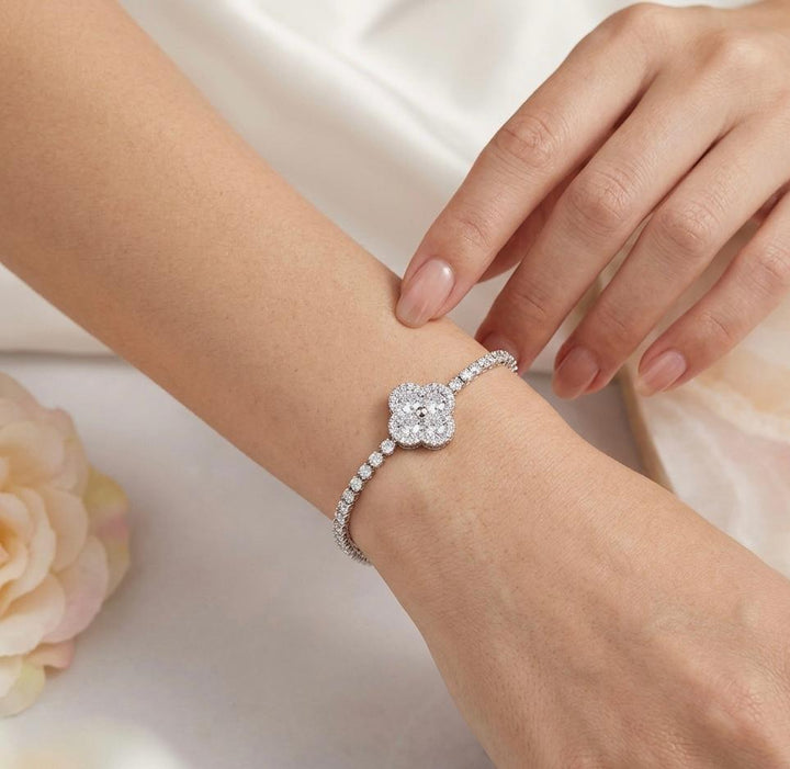 Silver Zircon Clover Flower Bracelet | Melaurica