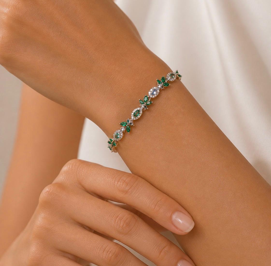 Green Zircon Leaf Bracelet for Women | Melaurica