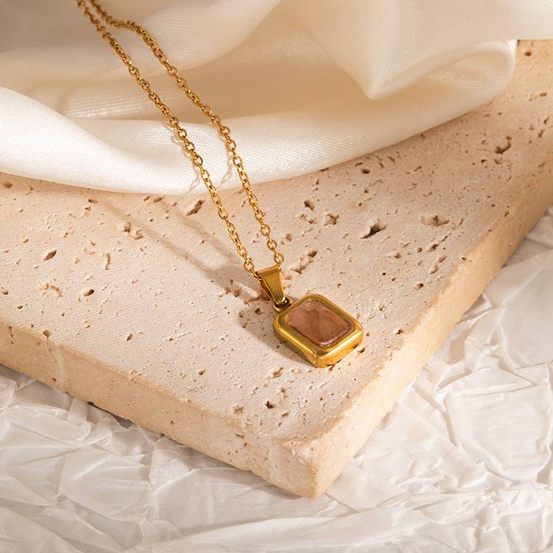 Melaurica Golden Titanium Steel Clavicle Necklace