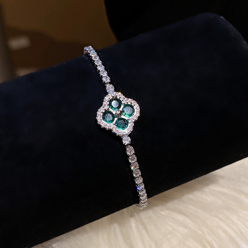 Green Zircon Clover Bracelet for Women | Melaurica
